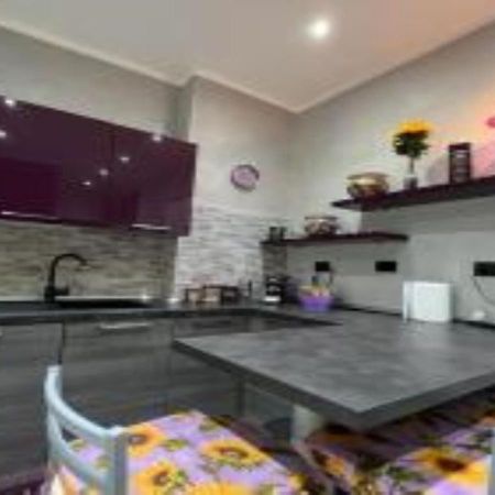 Casa Vacanza Glicine เวนาเรีย เรอาเล ภายนอก รูปภาพ