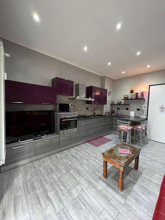 Casa Vacanza Glicine เวนาเรีย เรอาเล ภายนอก รูปภาพ