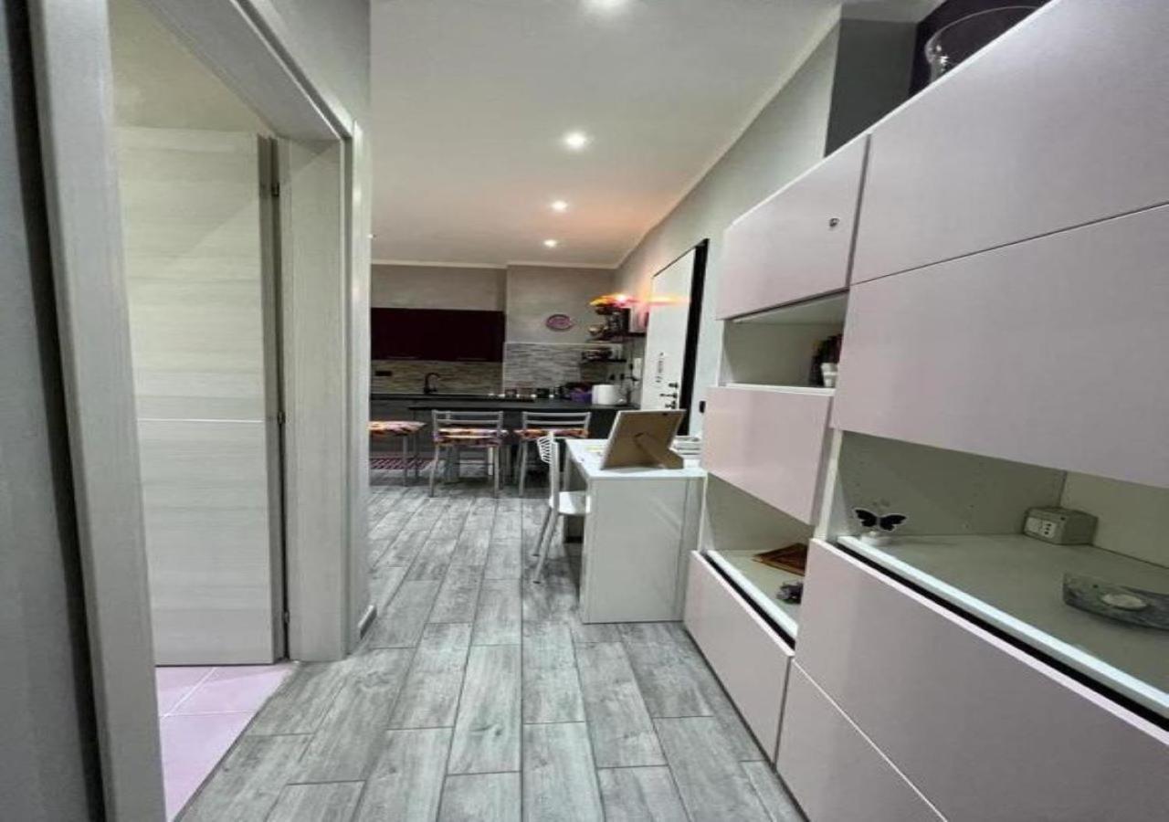 Casa Vacanza Glicine เวนาเรีย เรอาเล ภายนอก รูปภาพ