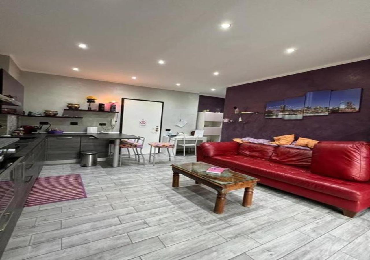 Casa Vacanza Glicine เวนาเรีย เรอาเล ภายนอก รูปภาพ